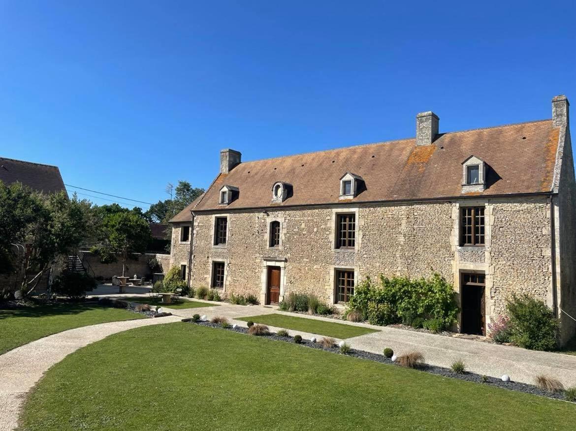 Gite L'Atelier Le Bu-sur-Rouvres Екстер'єр фото
